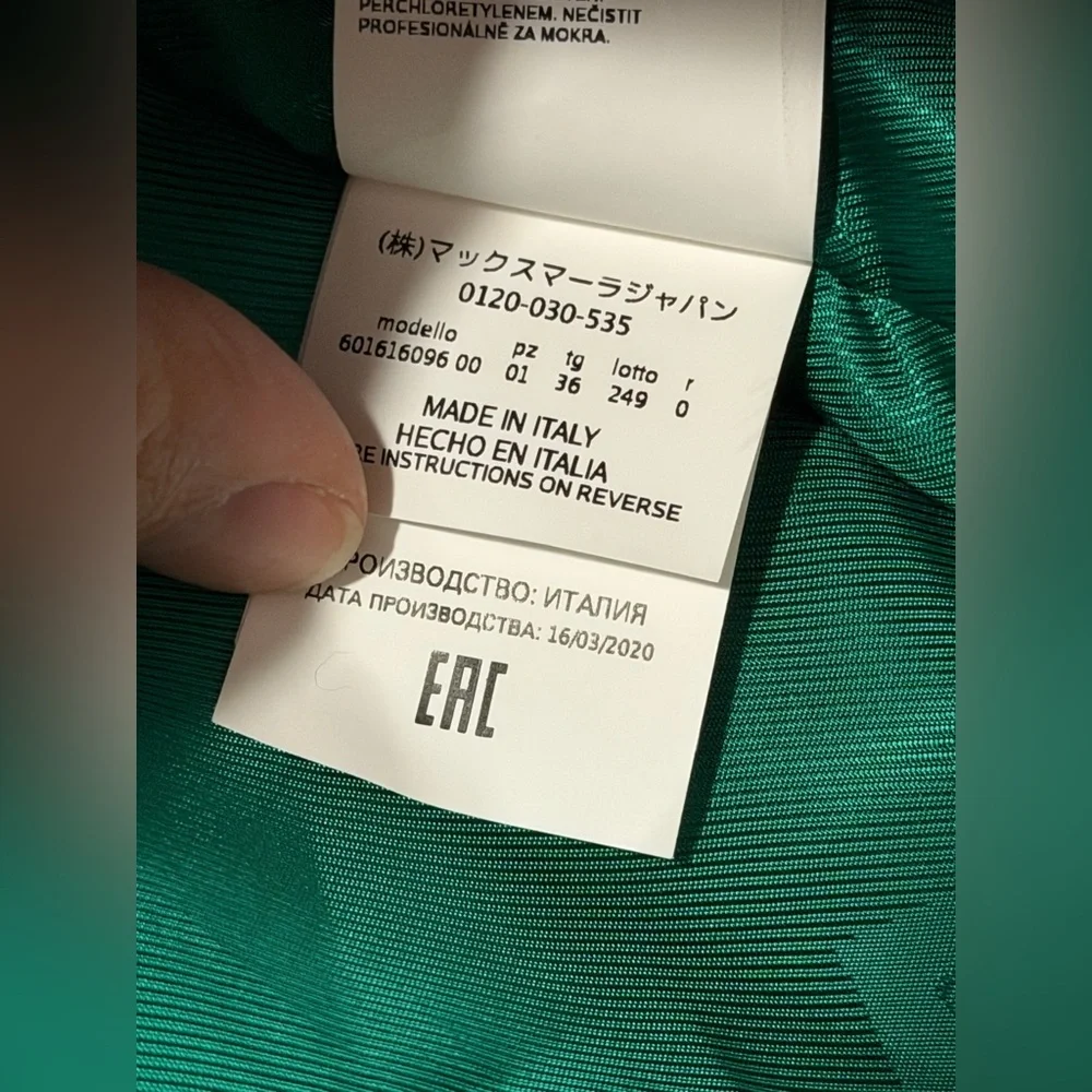 MaxMara Women's Vibrant Green Sydney Alpaca and Wool blend Coat. - Picture 12 of 14